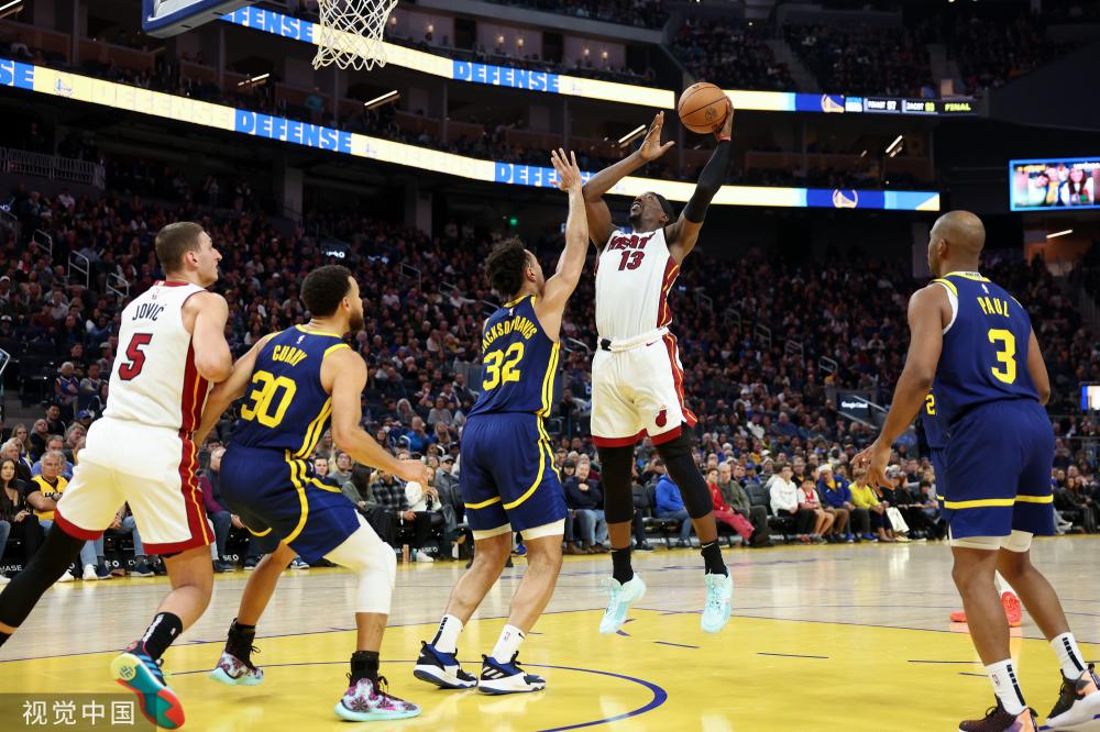 上涌现出许 上涌现出许